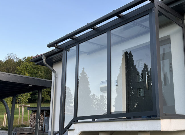 Metallbau Bönnighausen - moderner Eingangsbereich